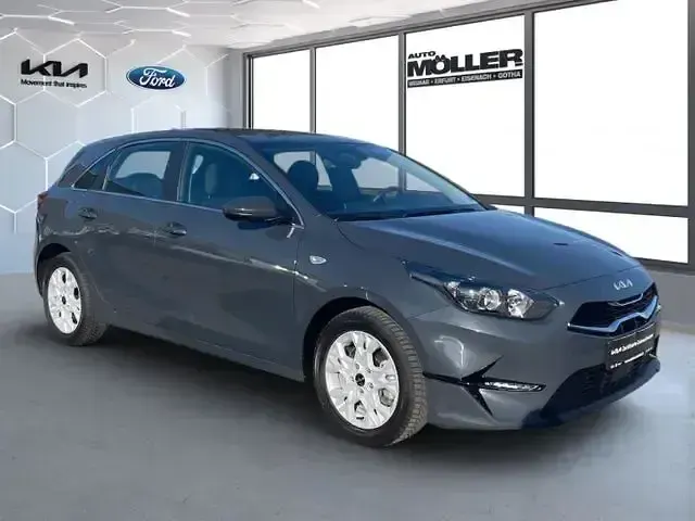 Gebraucht Kia Ceed Comfort 140 PS (102 kW) 2025 Andere Kleinwagen