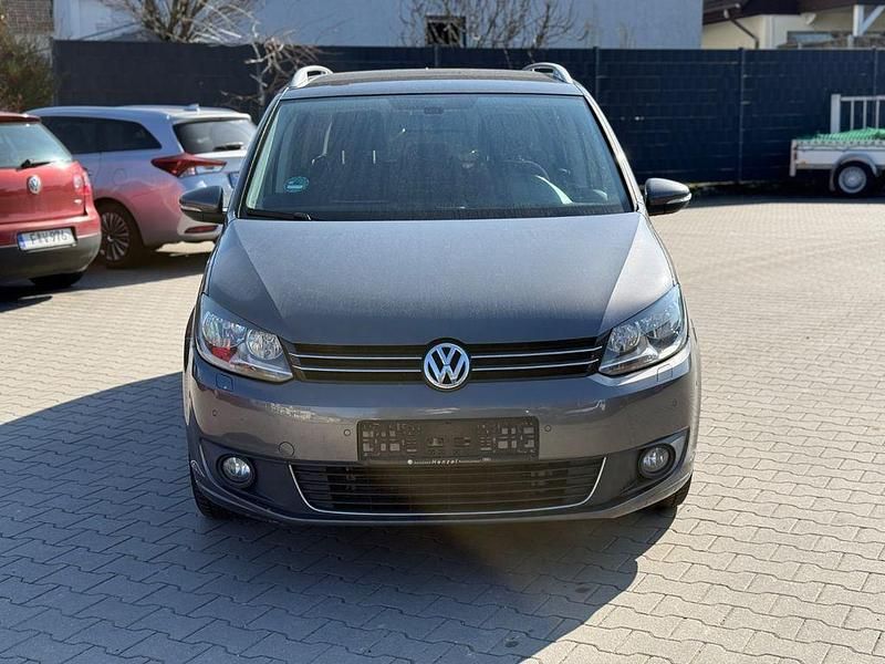 Gebraucht VW Touran Cup 105 PS (77 kW) 2014 Grau Van / Kleinbus