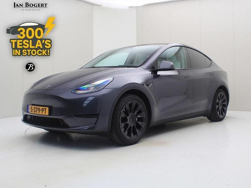 Gebraucht Tesla Model Y Standard Range 250 kW (341 PS) 2023 Grau SUV