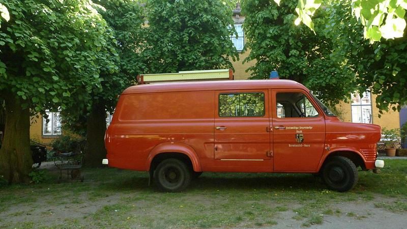 Gebraucht Ford Transit 65 PS (47 kW) 1971 Rot Van / Kleinbus