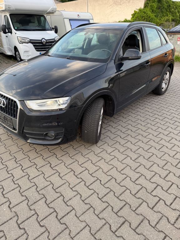 Schwarz Gebraucht 2014 Audi Q3 SUV | 10.500 € (Superpreis) - Bild 1/4
