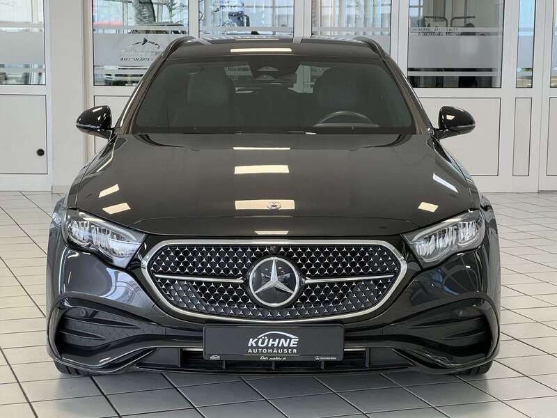 Gebraucht Mercedes E220 Advanced 197 PS (144 kW) 2023 Graphitgrau Kombi