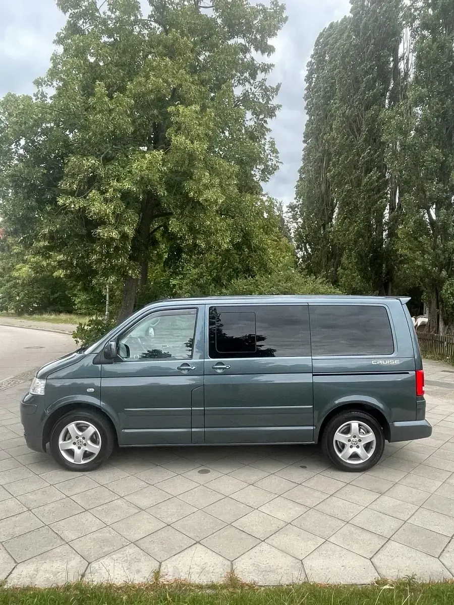 Gebraucht VW Multivan 131 PS (96 kW) 2005 Grau Van / Kleinbus