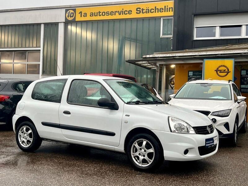 Weiß Gebraucht 2012 Renault Clio II Kleinwagen | 4.580 € (Teuer) - Bild 1/4