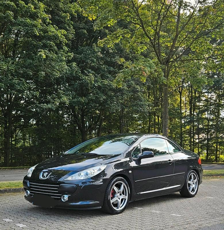 Schwarz Gebraucht 2006 Peugeot 307 CC Cabrio | 4.500 € (Teuer) - Bild 1/4