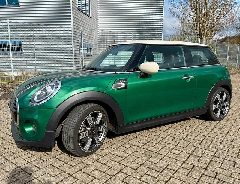 Gebraucht Mini Cooper 136 PS (100 kW) 2019 Grün Kleinwagen