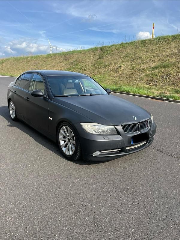 Second-hand BMW 325 218 CP (160 kW) 2005 Negru Berlinǎ