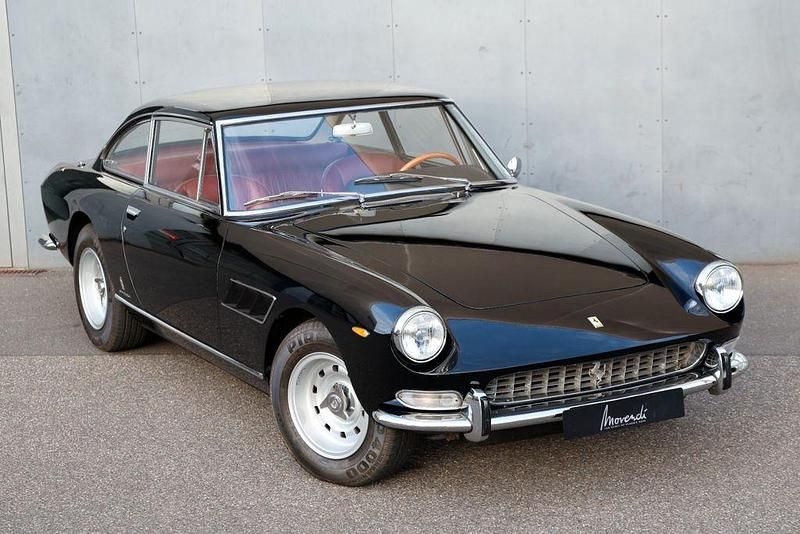 Schwarz Gebraucht 1967 Ferrari 330 Coupé | 239.900 € - Bild 1/4