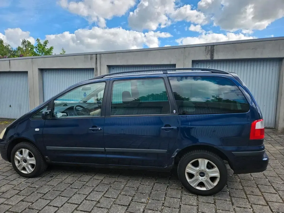 Gebraucht Ford Galaxy 136 PS (100 kW) 2002 Blau Van / Kleinbus