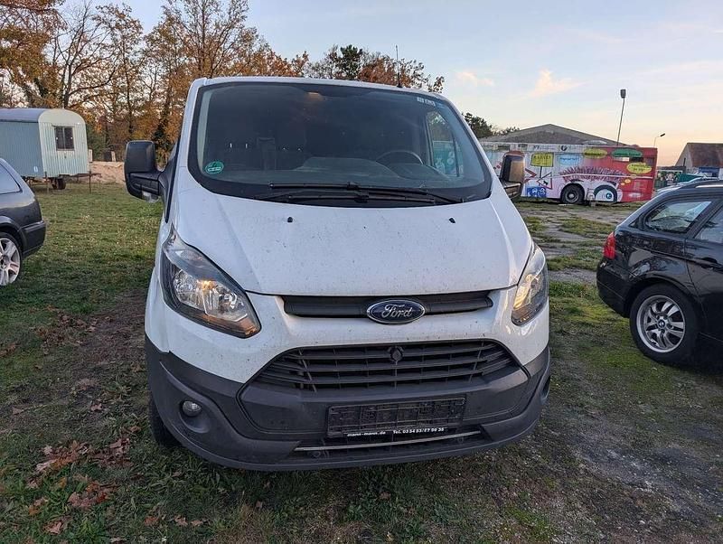 Gebraucht Ford Transit Custom Trend 105 PS (77 kW) 2018 Frozen white Van / Kleinbus