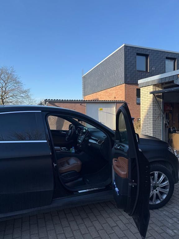 Gebraucht Mercedes GLE350 258 PS (189 kW) 2017 Schwarz Coupé