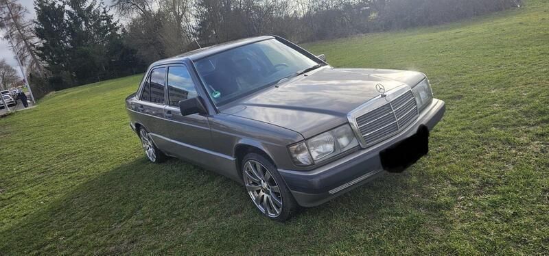 Gold Gebraucht 1988 Mercedes 190 Limousine | 4.200 € - Bild 1/4
