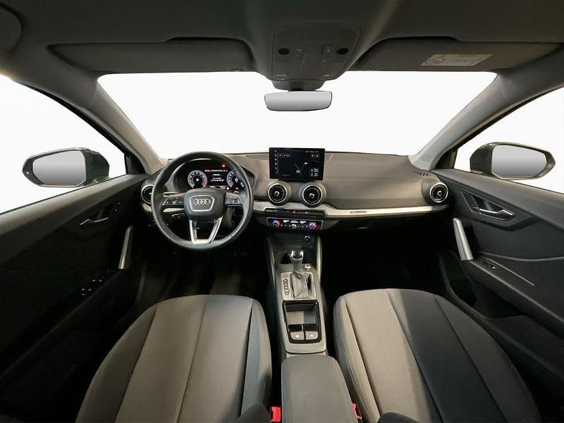 Gebraucht Audi Q2 Advanced 150 PS (110 kW) 2024 Grau SUV