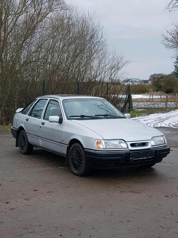 Gebraucht Ford Sierra 105 PS (77 kW) 1990 Silber Limousine