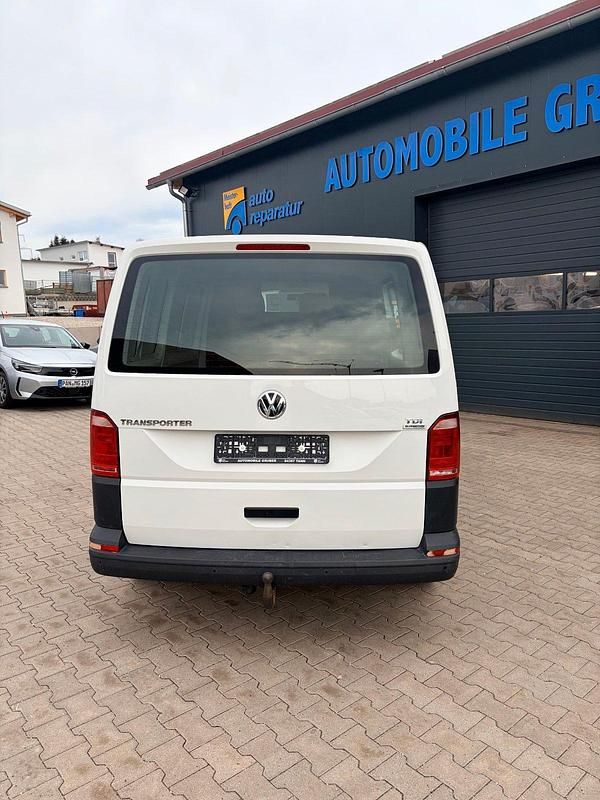 Gebraucht VW Transporter 102 PS (75 kW) 2018 Weiß Van