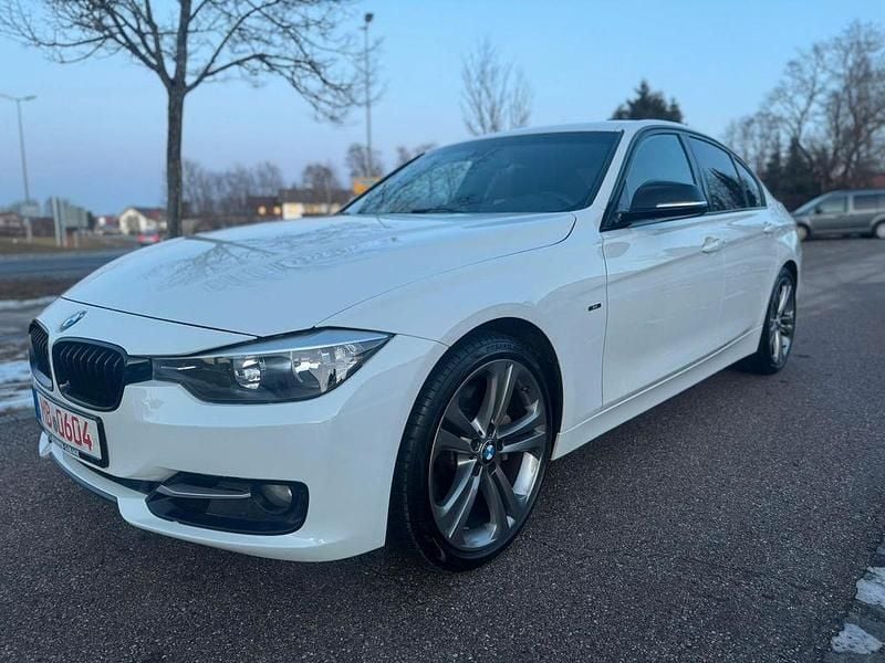 Weiß Gebraucht 2014 BMW 335 M Performance Limousine | 14.399 € (Fairer Preis) - Bild 1/4