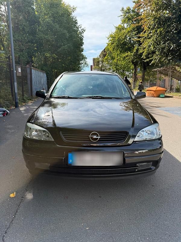 Schwarz Gebraucht 2002 Opel Astra Kleinwagen | 2.100 € (Fairer Preis) - Bild 1/4