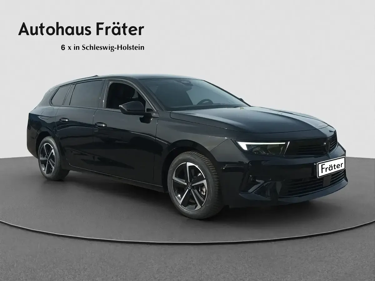 Gebraucht Opel Astra 131 PS (96 kW) 2024 Schwarz Kombi