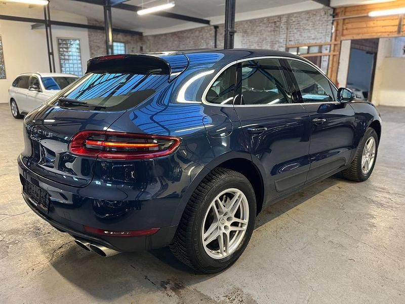 Gebraucht Porsche Macan S 258 PS (189 kW) 2015 Blau SUV