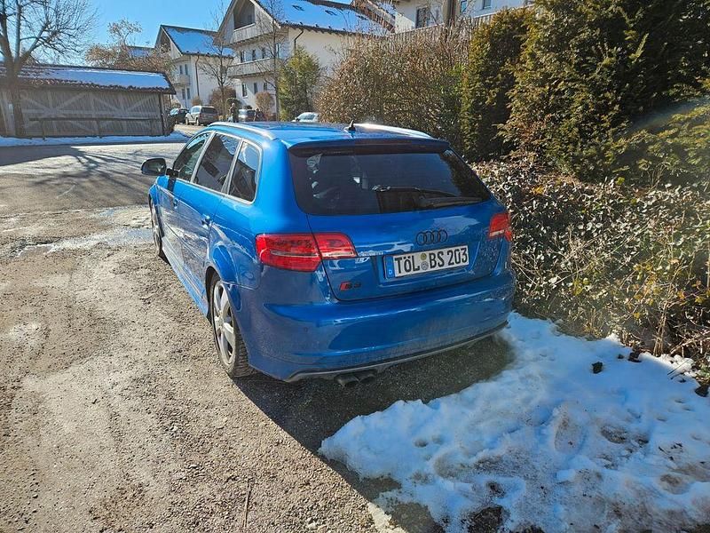 Gebraucht Audi S3 Sport 265 PS (194 kW) 2009 Blau Kleinwagen