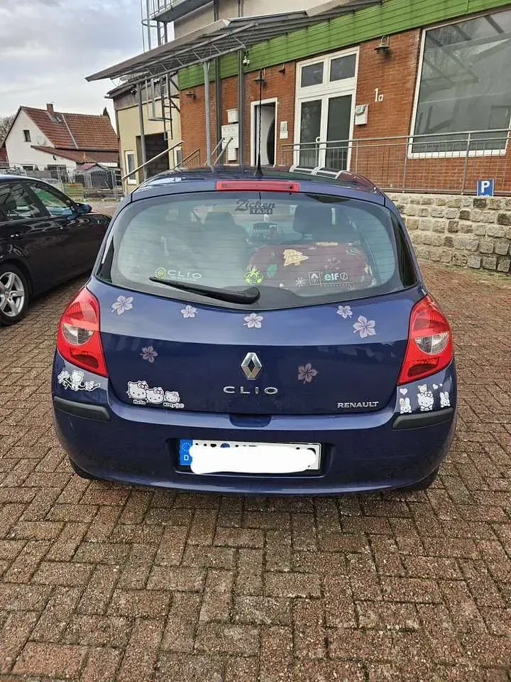 Gebraucht Renault Clio II Campus 75 PS (55 kW) 2005 Limousine