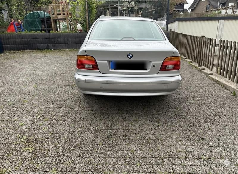 Gebraucht BMW 525 192 PS (141 kW) 2000 Silber Limousine