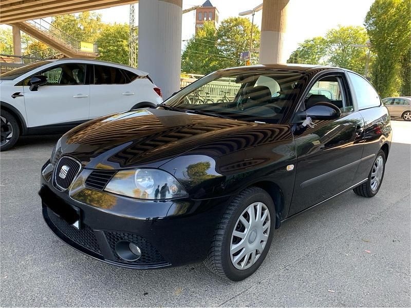 Schwarz Gebraucht 2006 Seat Ibiza Kleinwagen | 500 € (Superpreis) - Bild 1/4