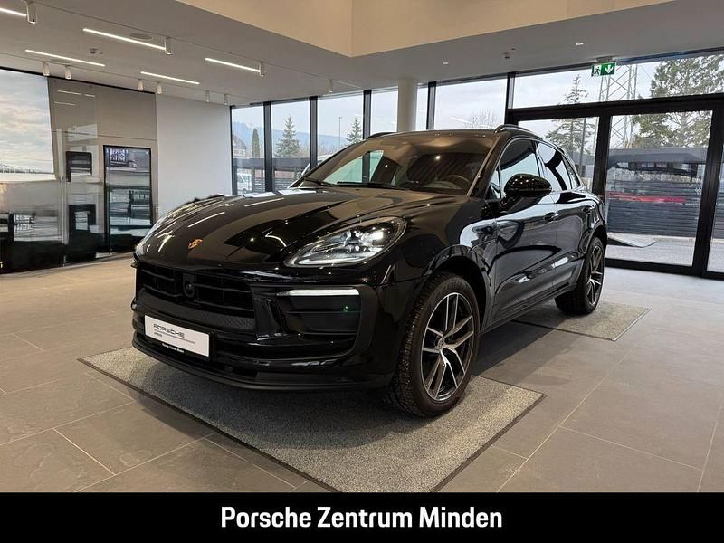 Gebraucht Porsche Macan 265 PS (194 kW) 2024 Schwarz SUV