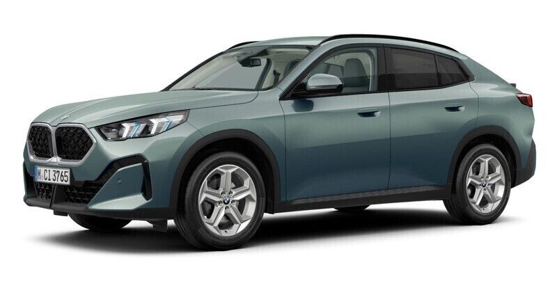Grün Gebraucht 2024 BMW X2 Shadowline SUV | 39.880 € (Teuer) - Bild 1/4