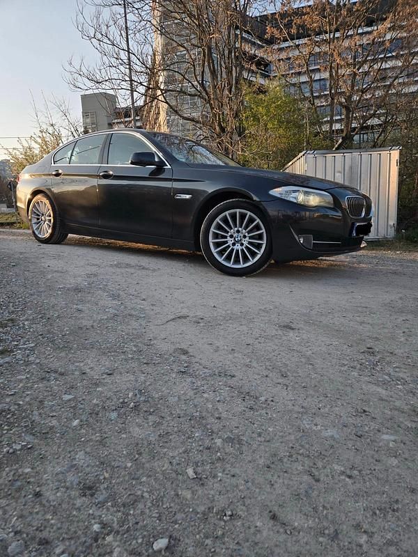 Second-hand BMW 523 2010 Berlinǎ
