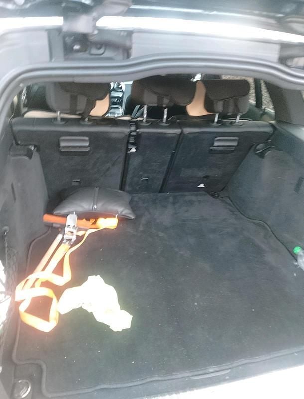 Gebraucht Mercedes C200 139 PS (102 kW) 2016 Blau Kombi