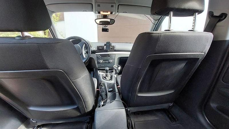 Second-hand BMW 118 143 CP (105 kW) 2008 Alb Hatchback