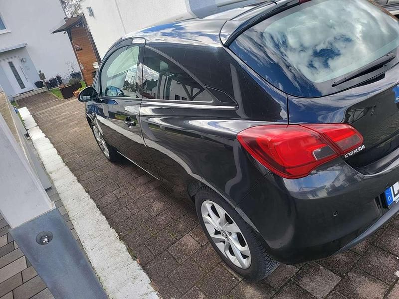 Gebraucht Opel Corsa Color Edition 101 PS (74 kW) 2017 Kleinwagen