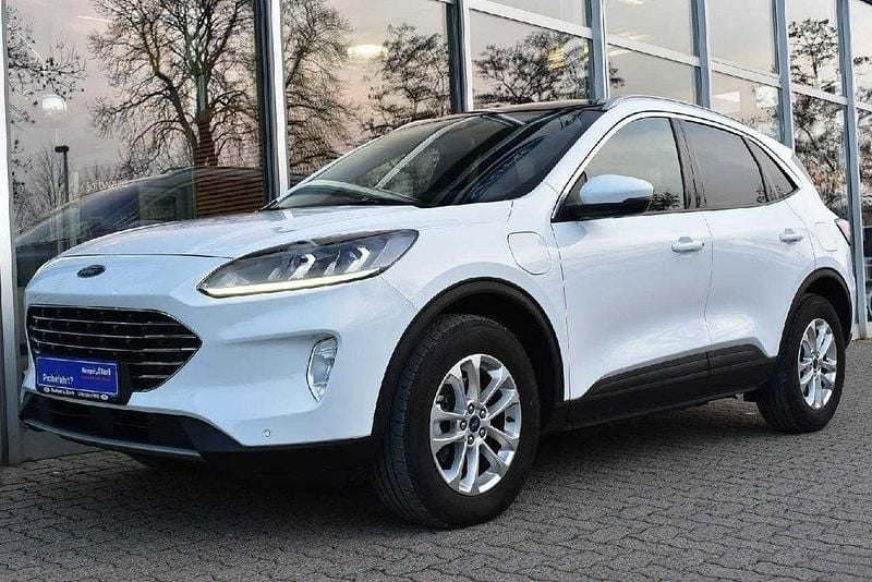 Gebraucht Ford Kuga Titanium 224 PS (164 kW) 2022 Frostweiß SUV