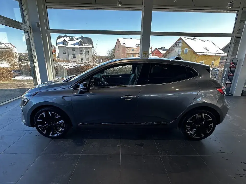 Gebraucht Renault Clio Techno 91 PS (66 kW) 2025 Dolomitgrau metallic (grau) Kleinwagen