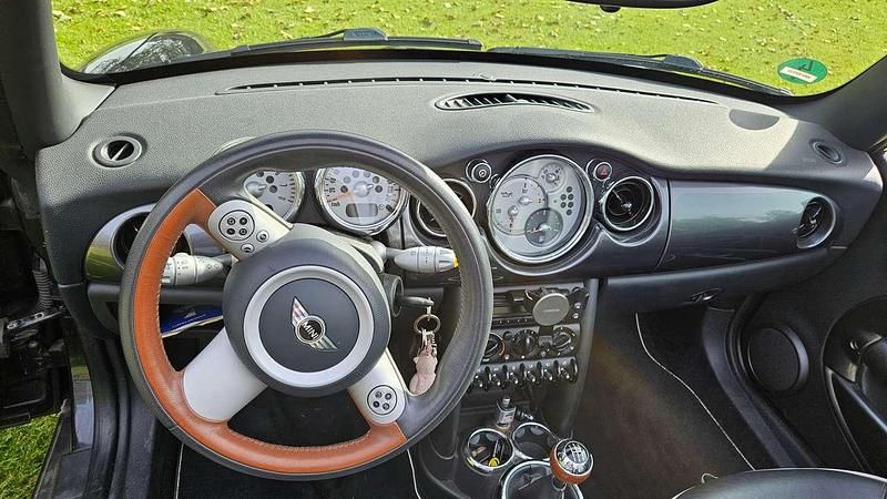 Gebraucht Mini Cooper Cabriolet 116 PS (85 kW) 2008 Schwarz Cabrio