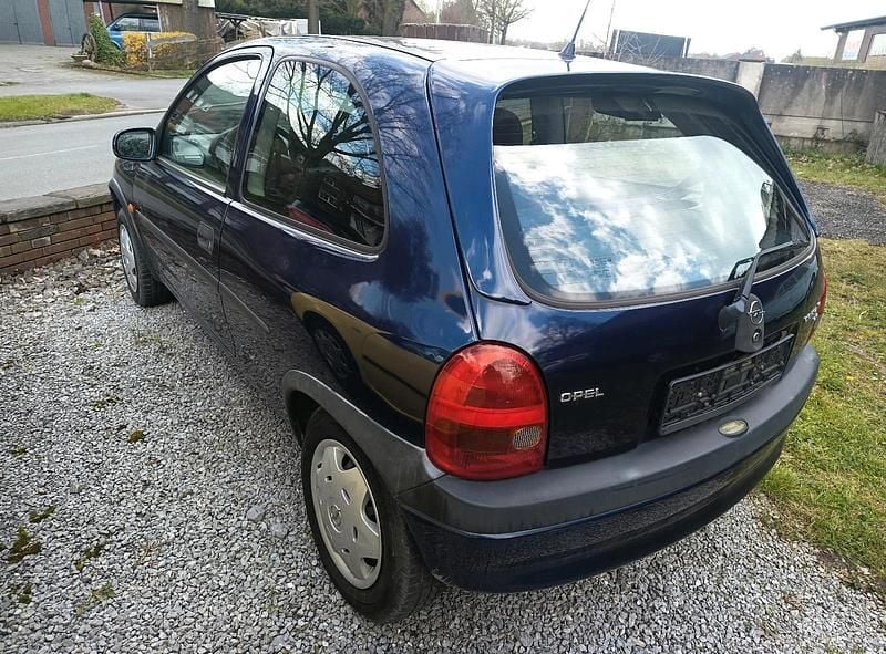 Gebraucht Opel Corsa 54 PS (39 kW) 1999 Blau Kleinwagen