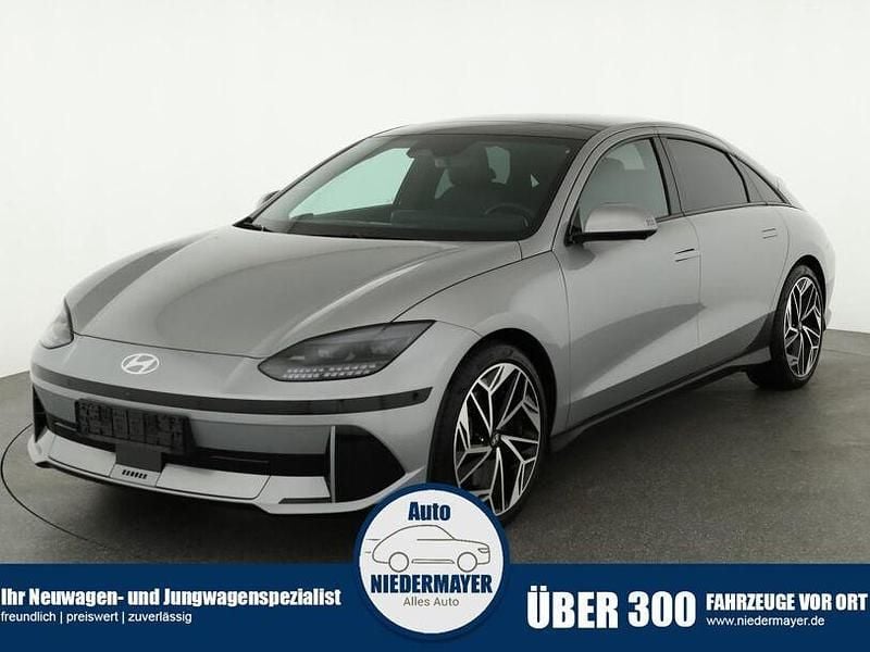 Curated silver metallic Gebraucht 2023 Hyundai Ioniq 6 Limousine | 32.995 € (Fairer Preis) - Bild 1/4