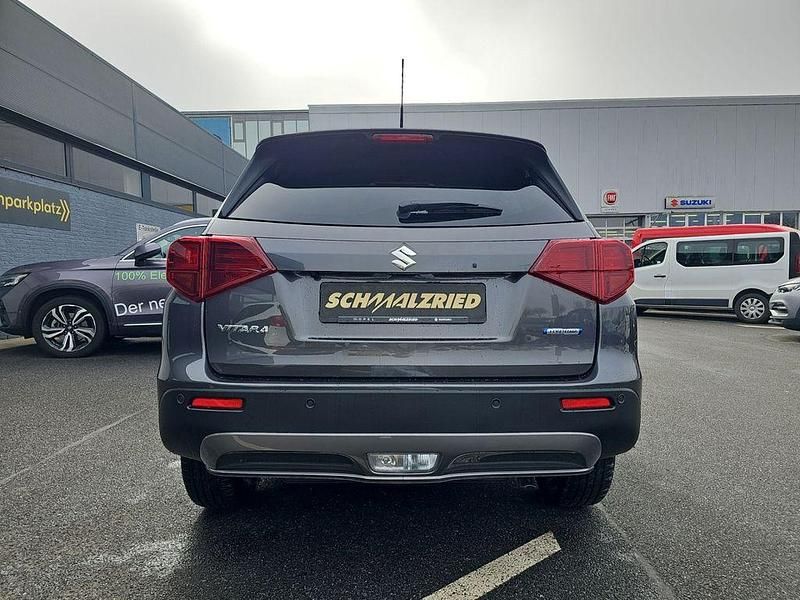 Neu Suzuki Vitara Comfort 110 PS (80 kW) 2025 Grau SUV