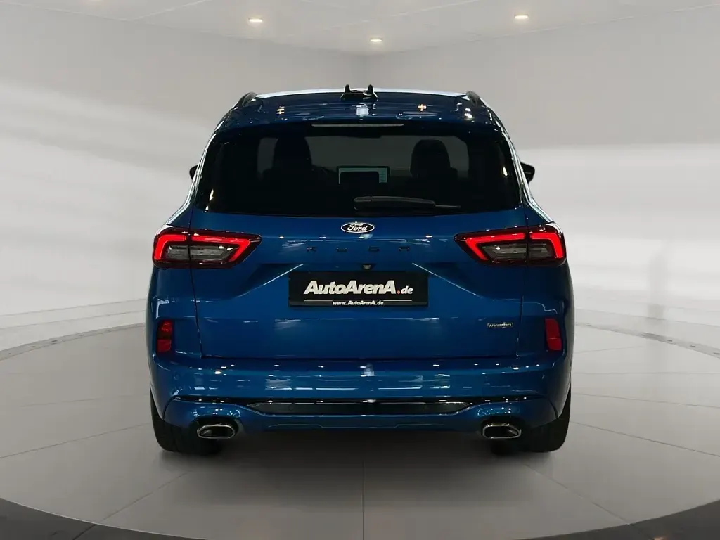 Gebraucht Ford Kuga ST-Line 152 PS (111 kW) 2024 Dynamicblau metallic SUV