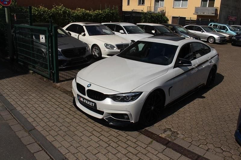 Weiß Gebraucht 2018 BMW 430 Gran Coupé Performance Coupé | 24.850 € (Superpreis) - Bild 1/4