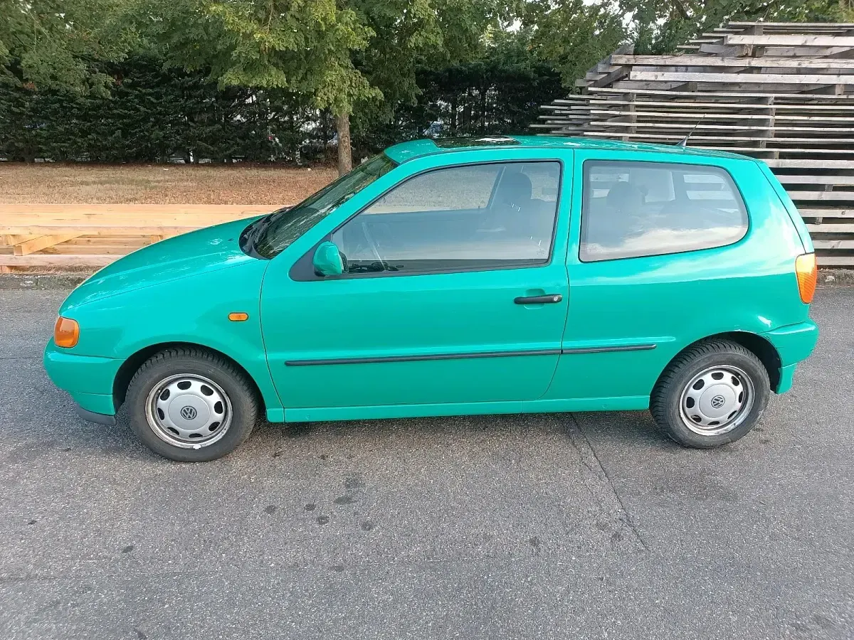 Gebraucht VW Polo 60 PS (44 kW) 1998 Grün Kleinwagen