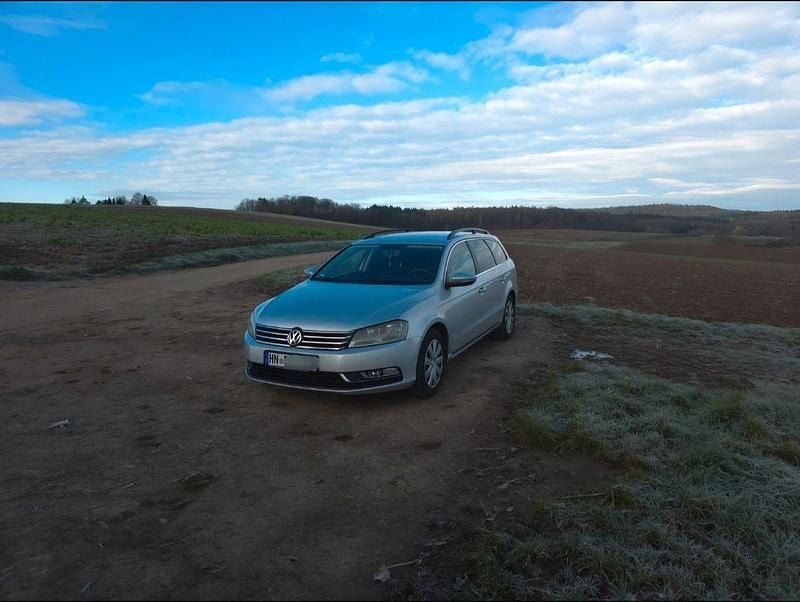 Gebraucht VW Passat 122 PS (89 kW) 2011 Silber Limousine