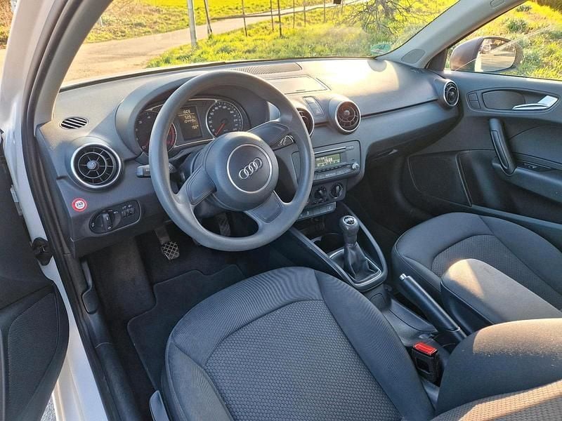 Second-hand Audi A1 81 CP (59 kW) 2017 Alb Hatchback