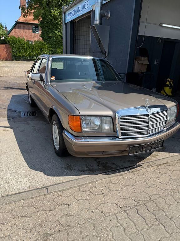 Braun Gebraucht 1987 Mercedes 300 SE Limousine | 8.499 € - Bild 1/4