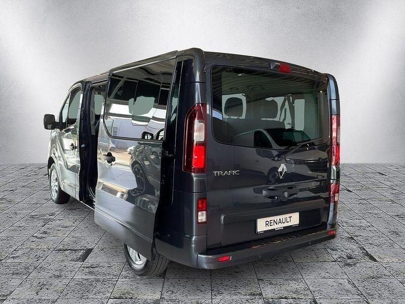 Gebraucht Renault Trafic Life 150 PS (110 kW) 2024 Grau Van / Kleinbus