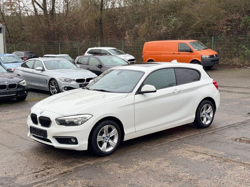Weiß Gebraucht 2015 BMW 116 Advantage Kleinwagen | 9.900 € (Fairer Preis) - Bild 1/4
