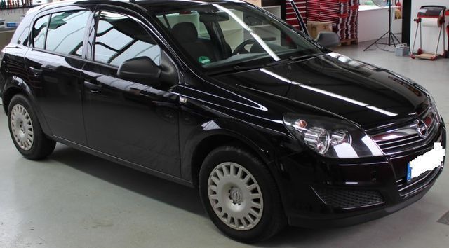 Gebraucht Opel Astra 143 PS (105 kW) 2007 Schwarz Limousine