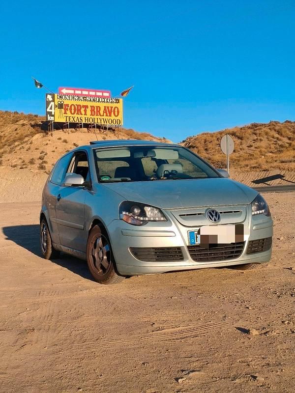 Grau Gebraucht 2008 VW Polo Kleinwagen | 2.800 € (Etwas zu teuer) - Bild 1/4