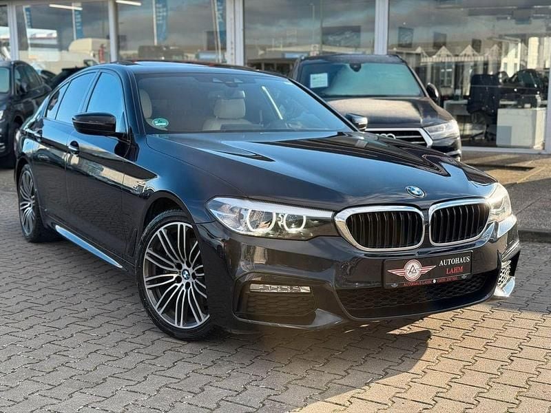 Schwarz Gebraucht 2018 BMW 530 M Sport Limousine | 32.990 € (Etwas zu teuer) - Bild 1/4